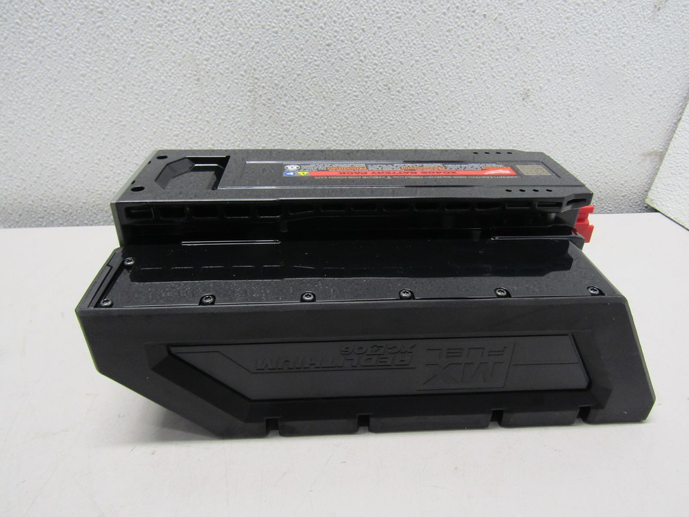 Milwaukee MXFXC406 MX FUEL Redlithium XC406 Li-Ion Battery Pack