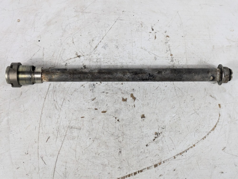 06-11 Kawasaki Ninja ZZR1400 ZX14 Swingarm Bolt Axle Pivot