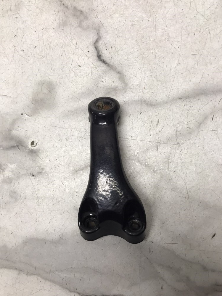 00 Harley Davidson XL1200 XL 1200 R Sportster Front Left Foot Peg Mount Bracket