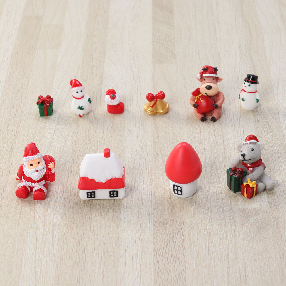 10 Pcs Small Reindeer Figures Mushroom House Figure Christmas Decorations