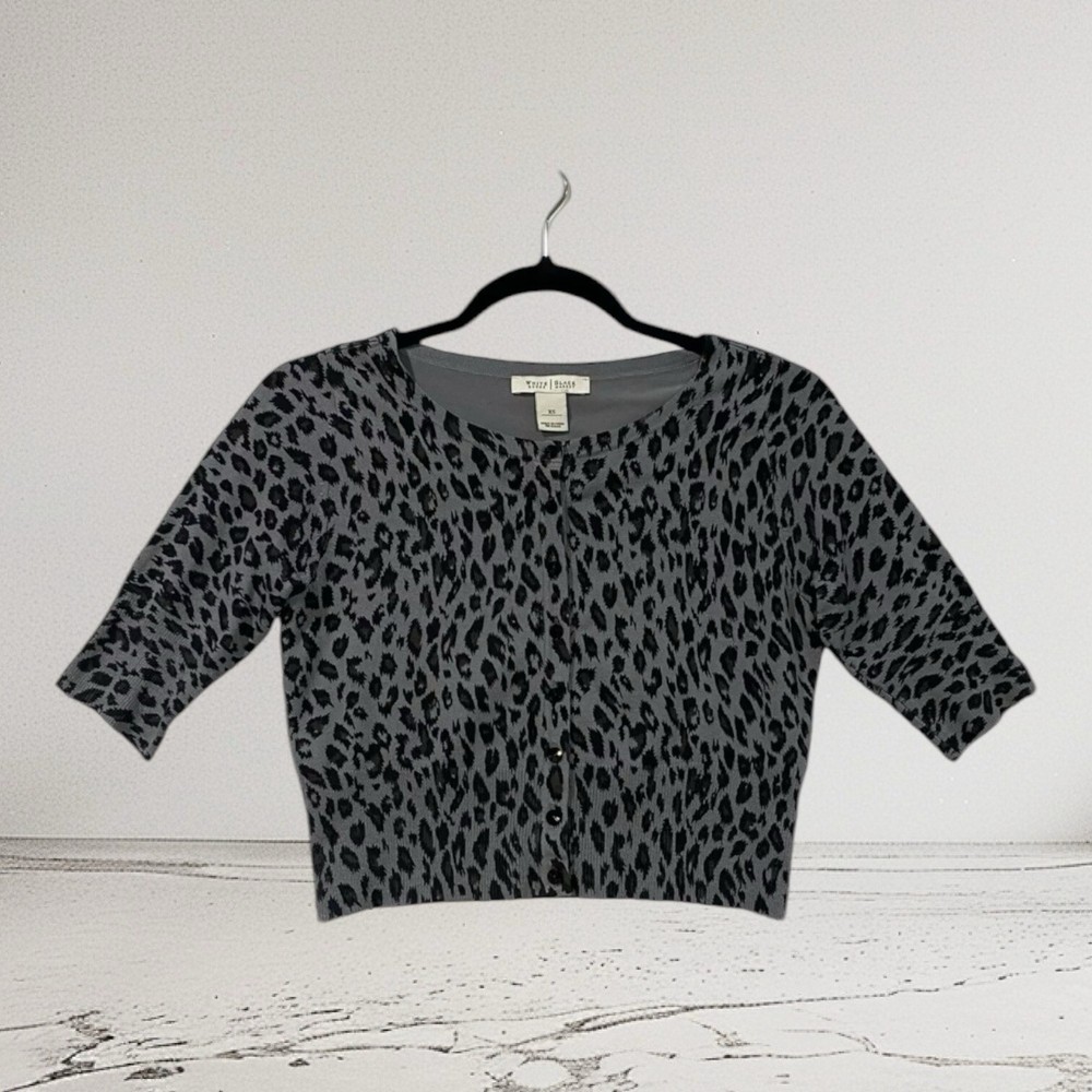 White House Black Market Animal Print Crop Cardigan Women’s XS Soft Silk Blend