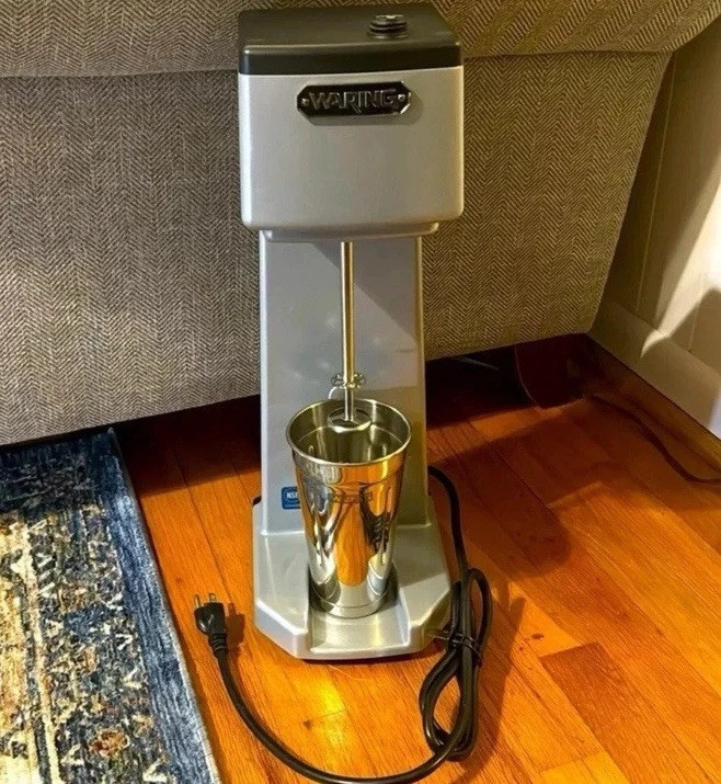 Waring Professional Commercial Milkshake Mixer Single Prong Unit Restaurant