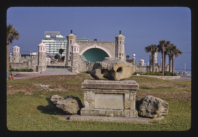 Photo:Daytona Beach Florida Amphitheater 1990 Stone Sculpture Palm Trees