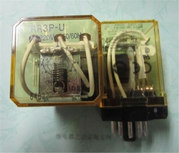 1Pcs New Idec RR3P-U 220Vac General Purpose Relay Plc Module ci