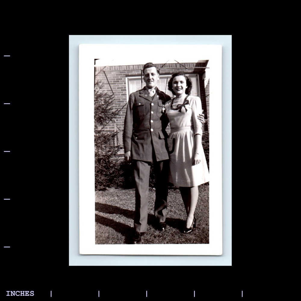Old Vintage Photo ARMY MAN SOLDIER WOMAN SWEETHEART AFFECTIONATE