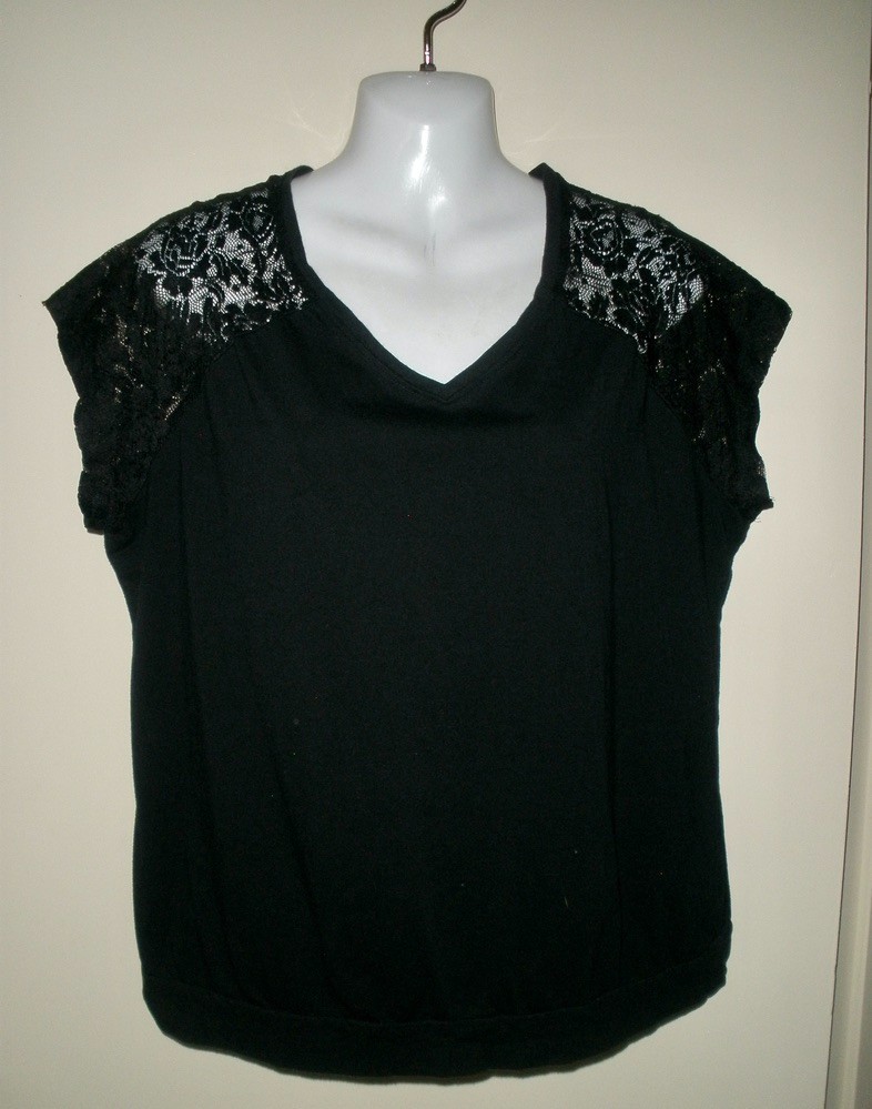 #694 Lane Bryant Blouse Black 14/16 Stretch Lace Shoulders V neck