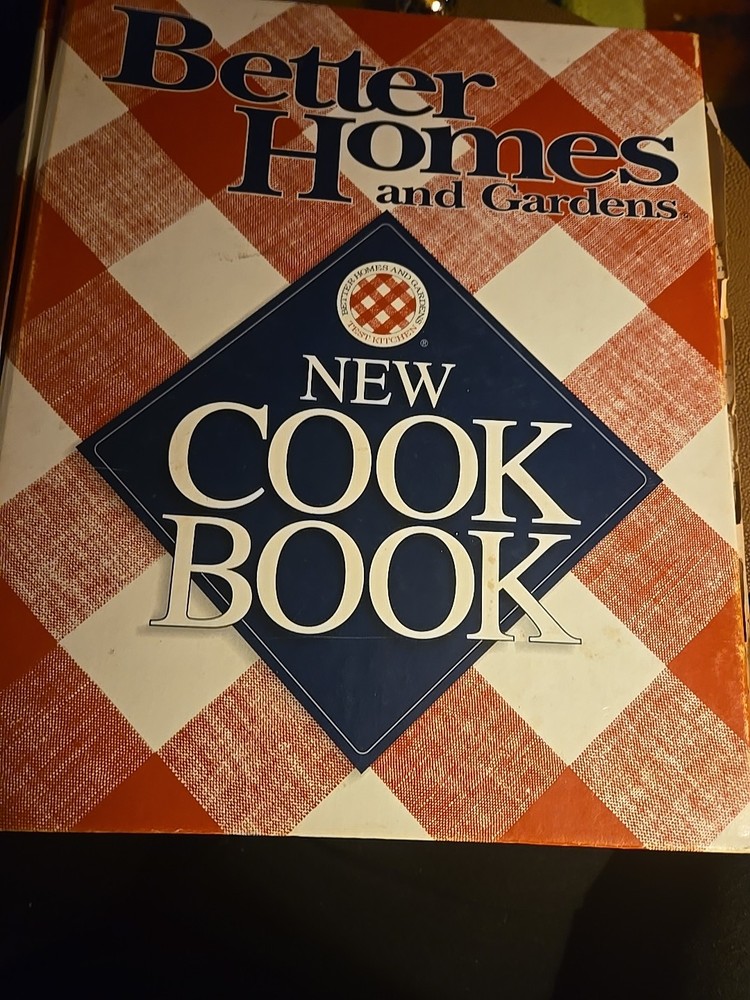VTG Better Homes and Gardens New Cook Book 5 Ring Binder 1996