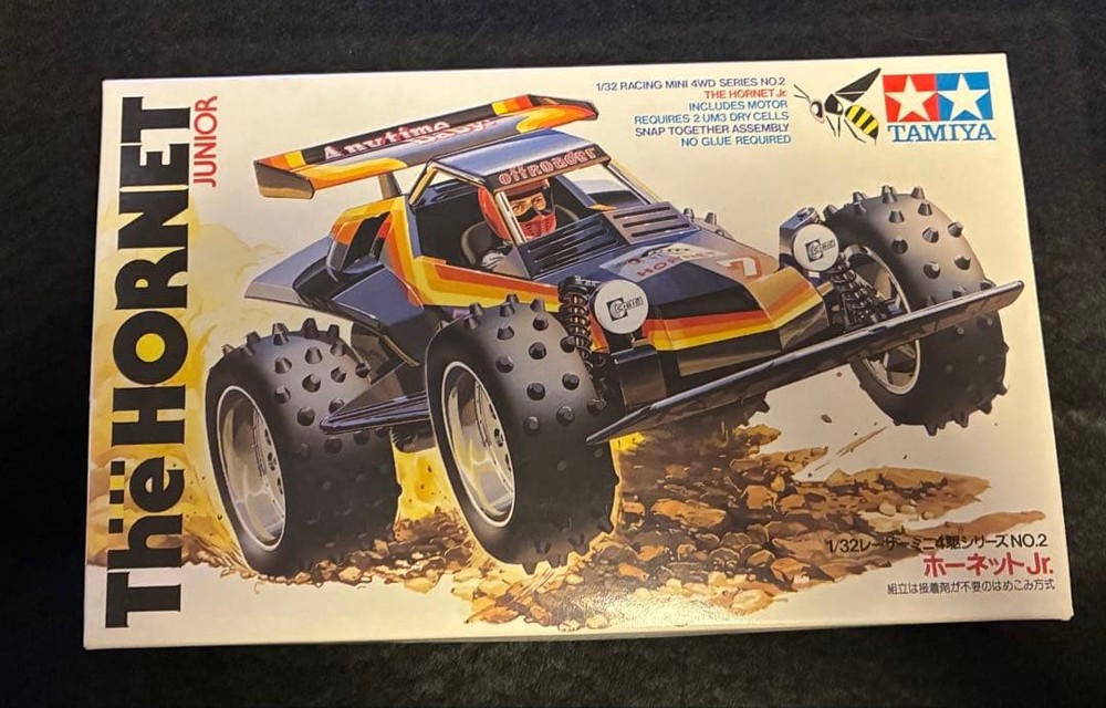 Tamiya Mini 4WD Hornet Jr. Racing Car Model Kit