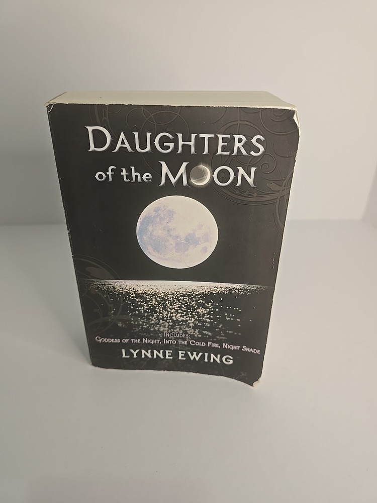 Daughters of the Moon Lynne Ewing Books 1-3 Omnibus 2010 PB G/VG YA Fantasy