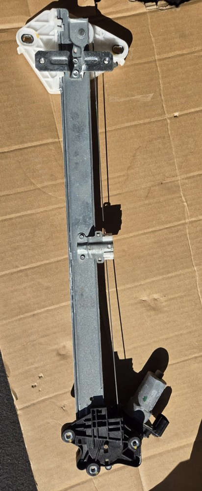 2014-2020 Acura MDX Front Driver Side OEM Window Regulator With Motor