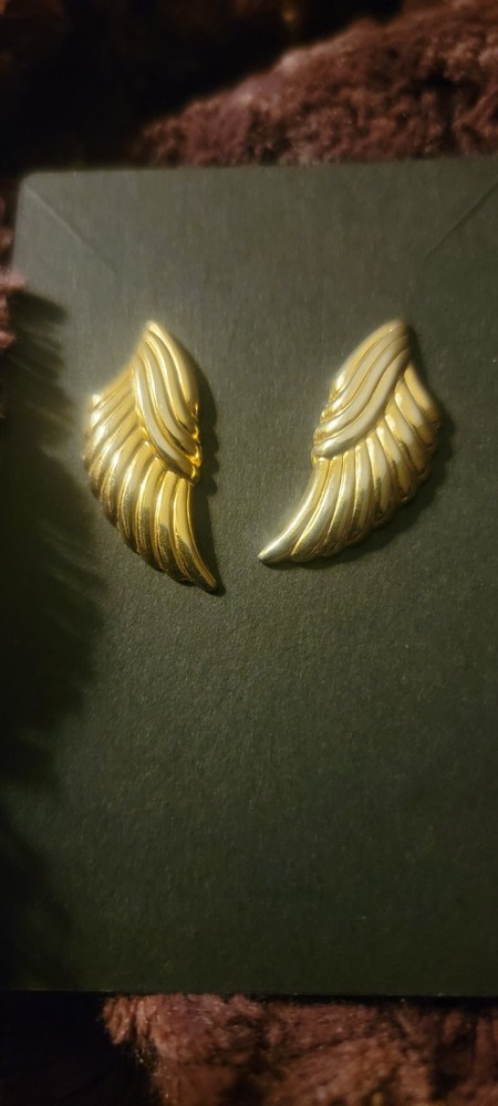 Vintage Gold Tone Pierced Earrings