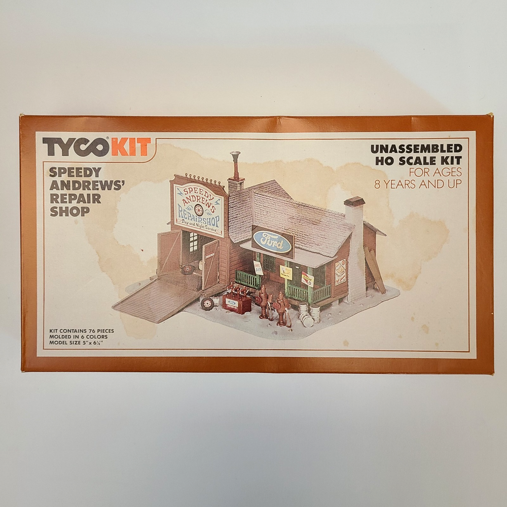 Tyco HO Scale Speedy Andrews Repair Shop Car Garage Model Kit 7774