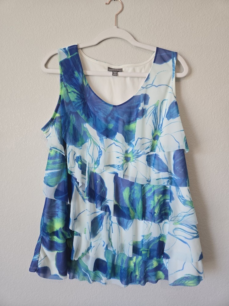 Roz & Ali Women's 1X Blue Green White Floral Ruffle Sleeveless Scoop Neck Blouse
