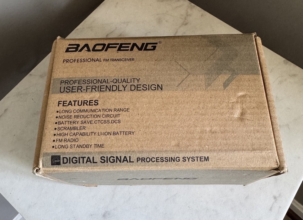 FM Transceiver Radio, Portable, Black, Dual Band.   Baofeng Professional 🔥🔥