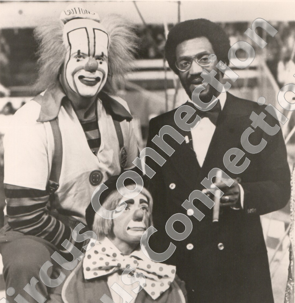 1970 Ringling Bros Circus Leon McBryde With Bill Cosby Photograph 8