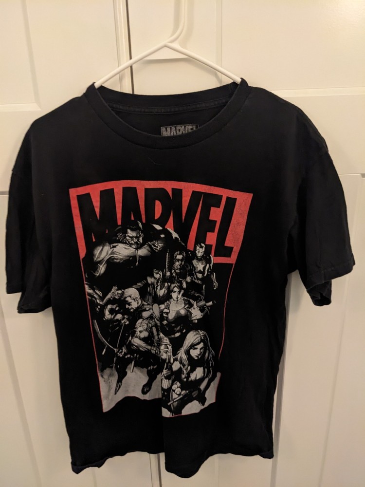 Marvel T-shirt Bundle - Men's Large