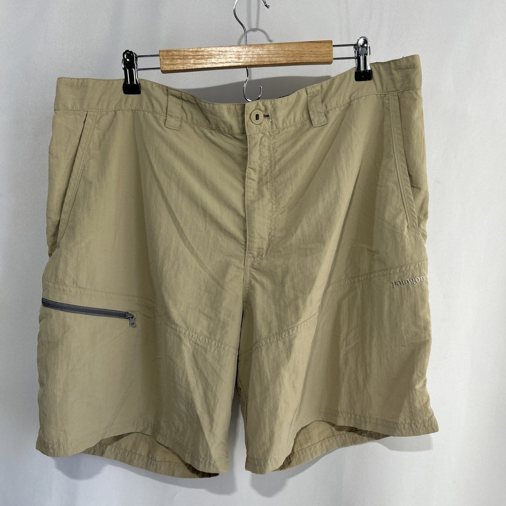 Patagonia Hiking Shorts Mens Sz  XXL Tan Nylon  Zip Pocket Outdoor