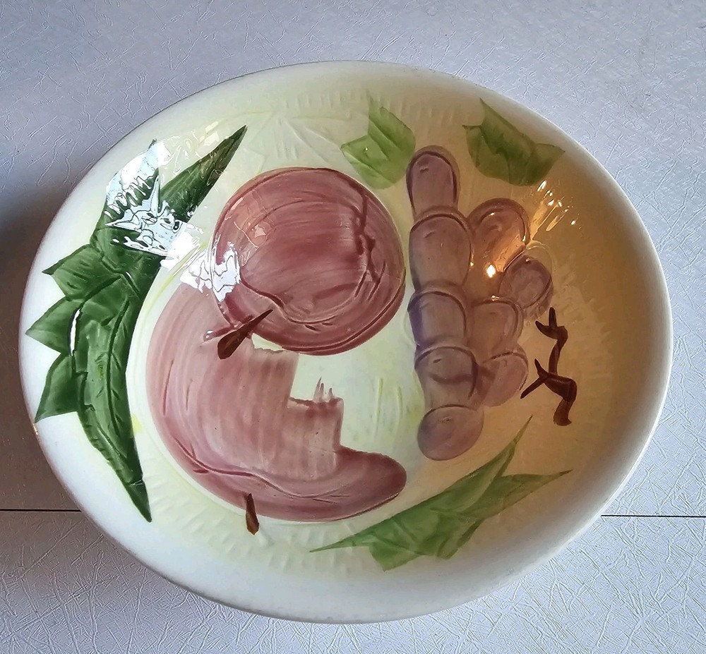 Vintage MCM Hankook Korea Salad Soup Bowl Fruit Grapes Apple Hand Painted