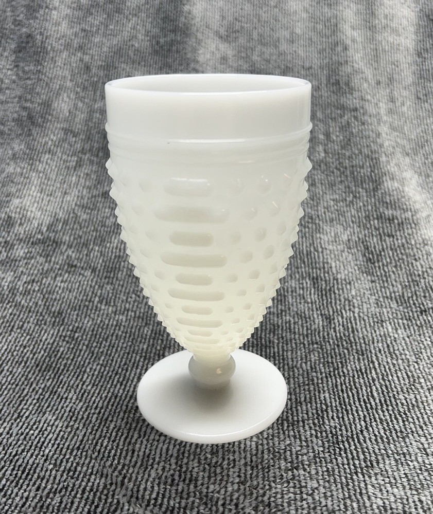 Anchor Hocking VINTAGE White Milk Glass Hobnail pedestal goblet drinking glass