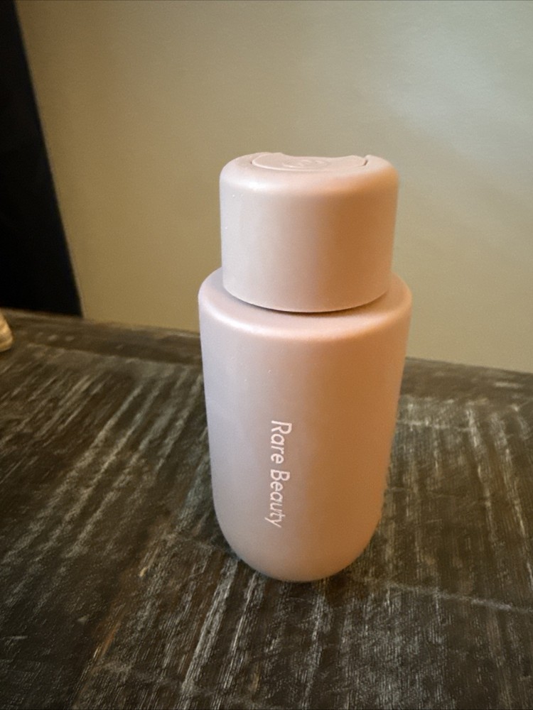 Rare Beauty Find Comfort Hydrating Body Lotion ~ 3.21 fl oz / 95 ml TRAVEL SIZE