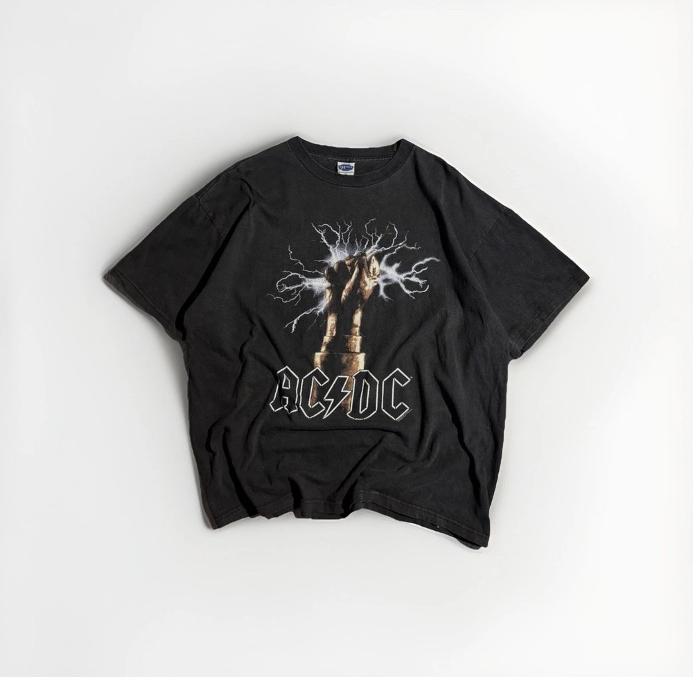 Vintage AC/DC “Born with a stiff upper lip” Shirt Men’s Size XL RARE 24x28