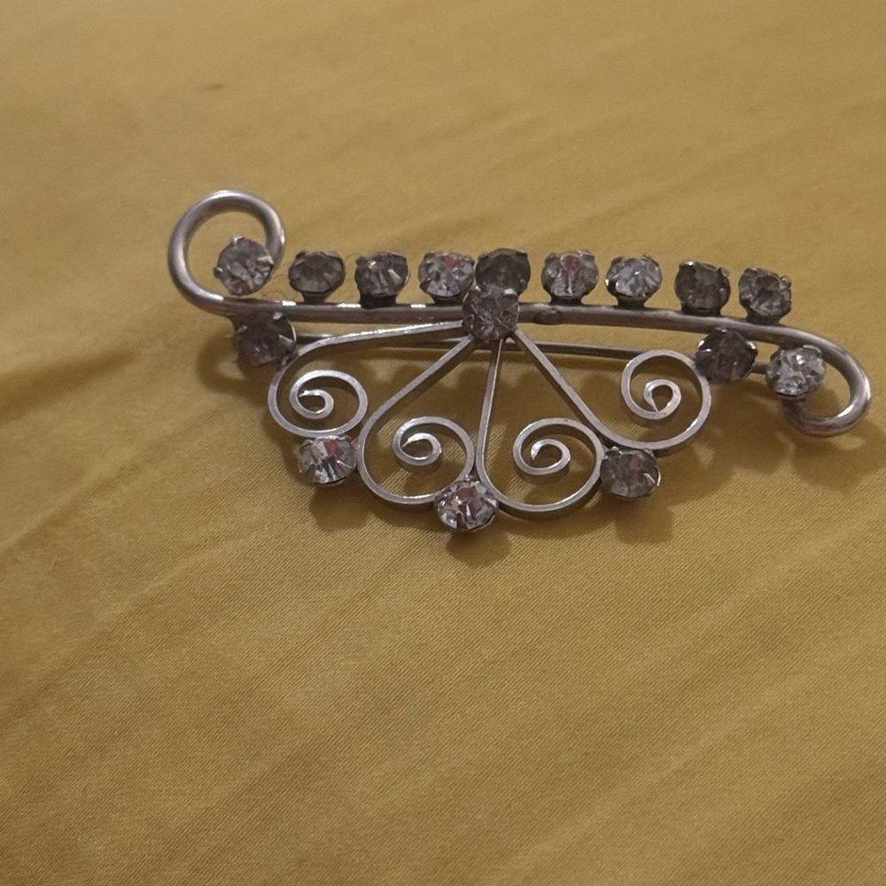 Vintage-Style Silver-Tone and Clear Crystal Scroll Brooch - Women Jewelry