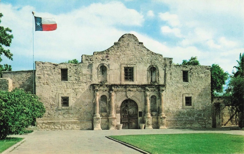 The Alamo - San Antonio Texas TX - Postcard