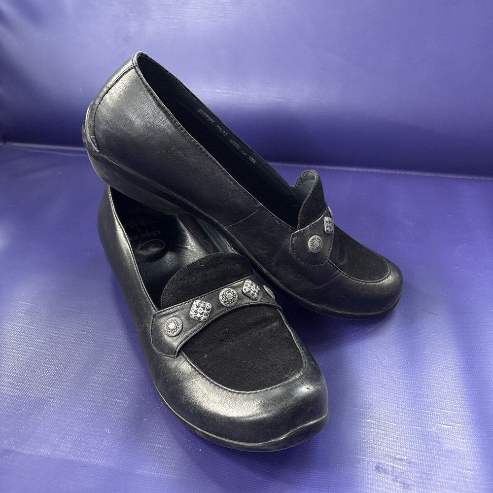 Dansko Women's 41 or size 10 Shoes Olivia Loafer Black Leather and Suede