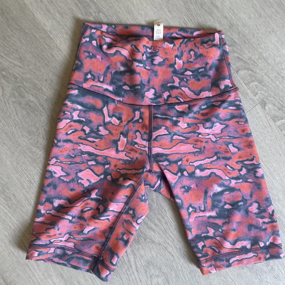 Lululemon Bike Shorts Tie Dye Purple Pink Size 4