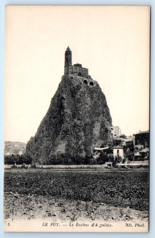 Le Rocher d'Aiguilhe - Le Puy-en-Velay - Haute-Loire FRANCE Postcard