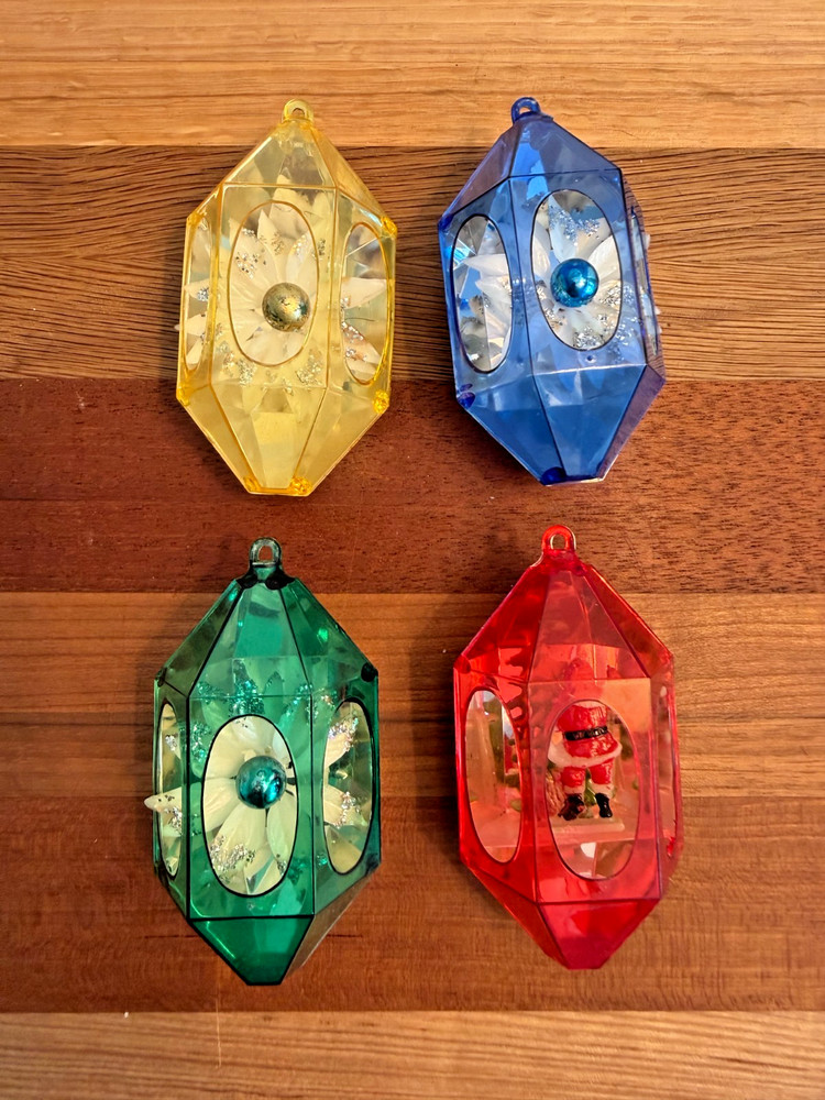 Vintage Jewel Brite Diorama Ornaments Plastic Set of 4
