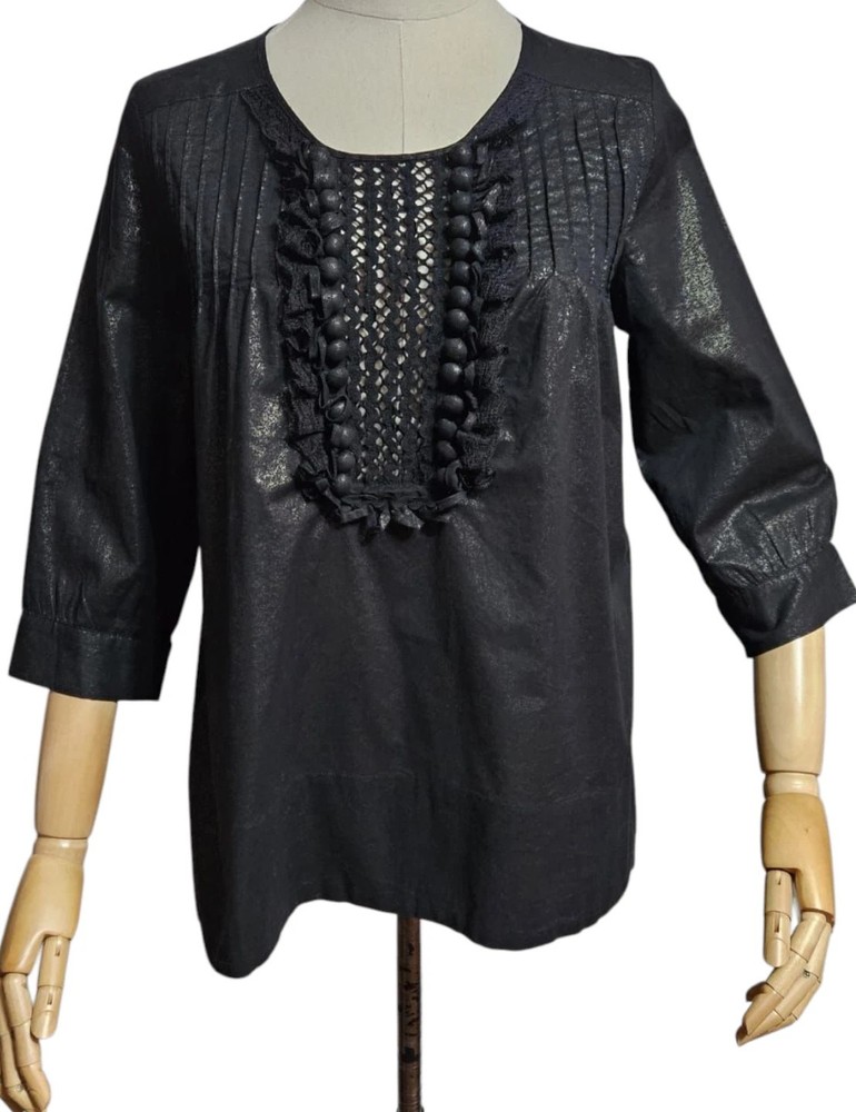 BCBGMAXAZRIA Beautiful Short Top-Blouse Black with Silver Shimmer and Decoration