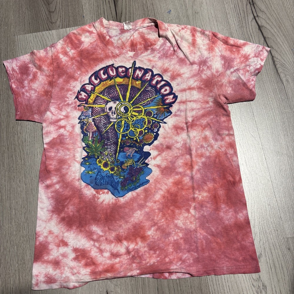 Vintage 1970s Grateful Dead Psychedelic Hallucination Tee. Size Large