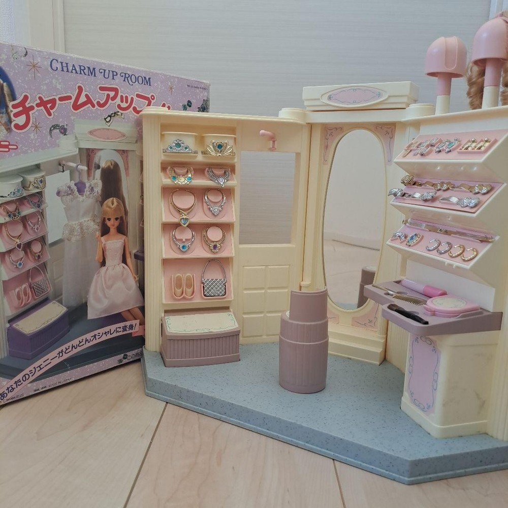 Takara Showa retro Jenny charm up room accessory #3ecc7b