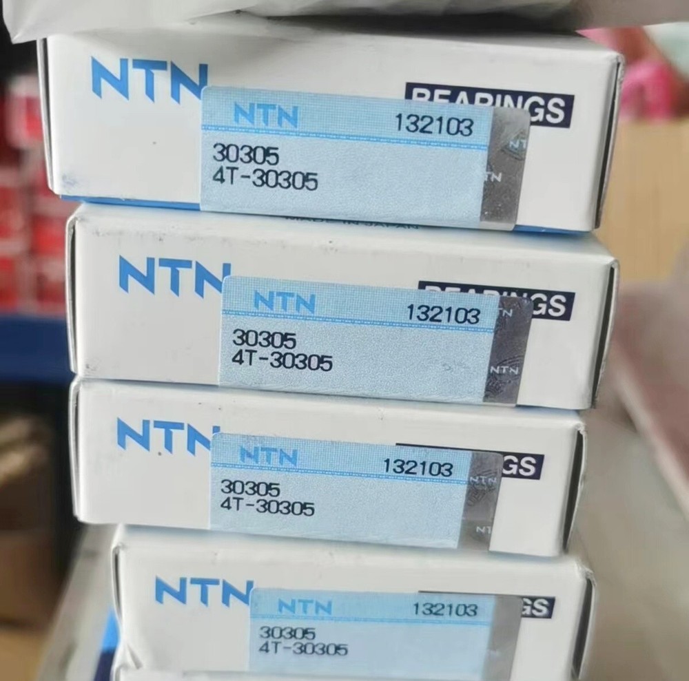 NEW NTN 30305 tapered roller bearing 1PCS #NN