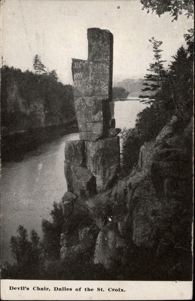 Wisconsin Devil's Chair rock formation Dalles of St Croix River ~ c1910 postcard