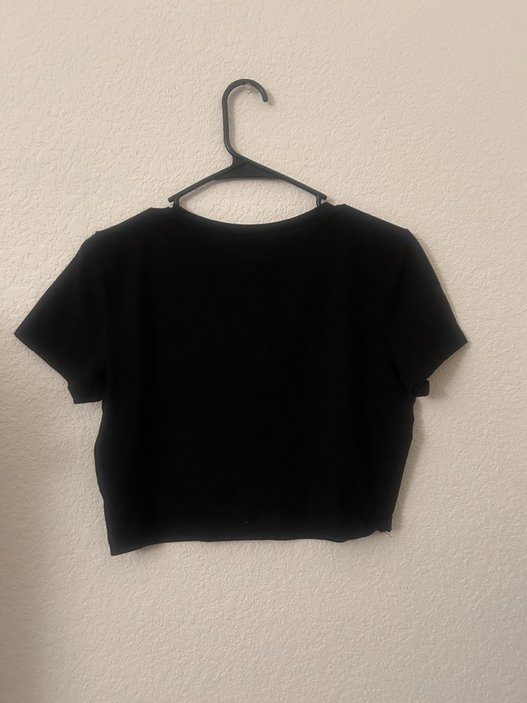 Wild Fable Black Cropped T Shirt Women’s Large Short Sleeve Basic Tee