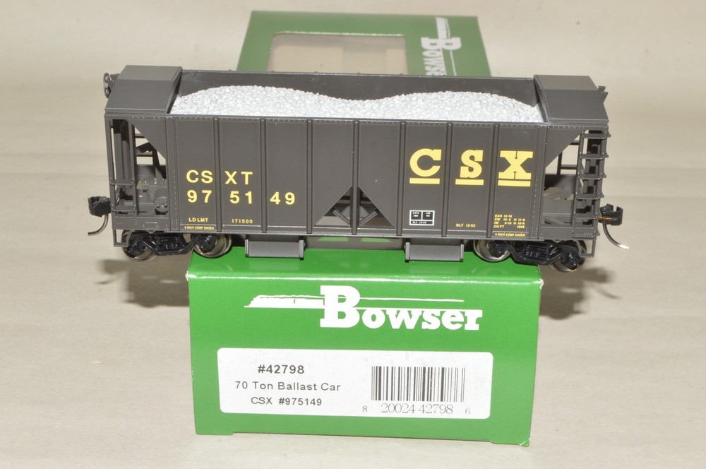 HO scale Bowser CSX Transportation RR MW ACF ballast hopper car train 975149