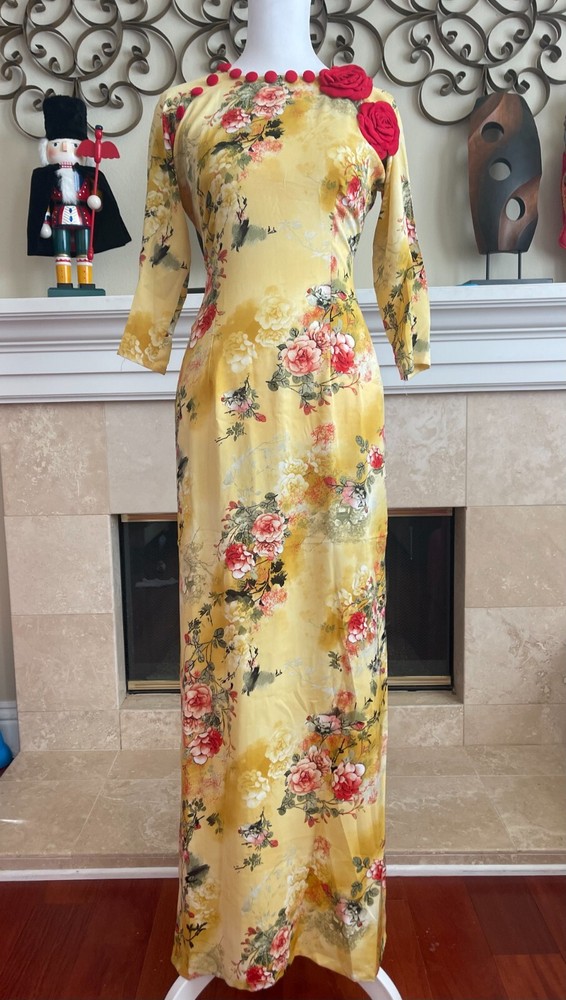 Ao Dai Vietnamese with Pants