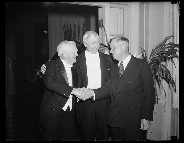 Photo:John Nance Garner 1935 Handshake with Men Portrait