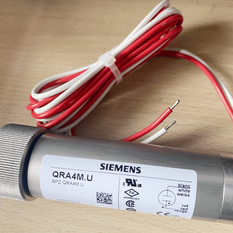1PC NEW for Siemens QRA4M.U flame detector Fast delivery