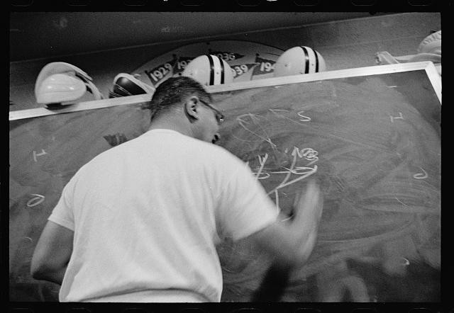 LOOK - Bay coach Packers from titled Vince Image Lombardi 60-9055 Green Job --
