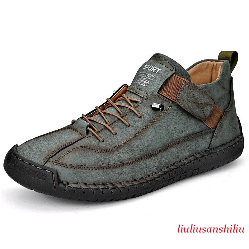 Hand-stitched Loafers Men Outdoor Driving Shoes Non-slip Walking Casual Sneakers