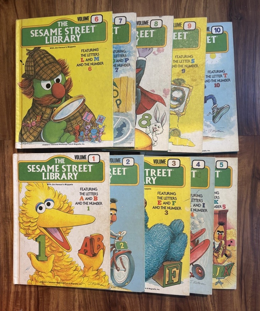 Vintage 1978 Set Of The Sesame Street Library Books Vol. 1-10 Hardcover
