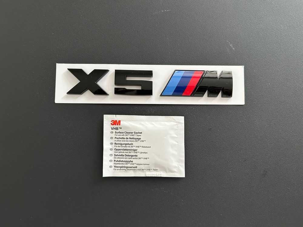 BMW X5M BADGE  IN GLOSS BLACK. FREE ALCOHOL WIPE
