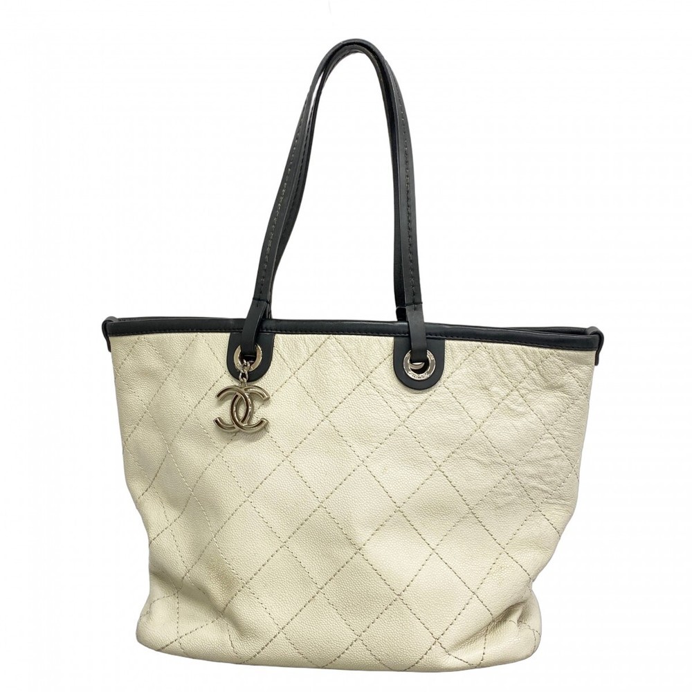 Chanel Matelasse Tote Bag in White with Silver Hardware 196199
