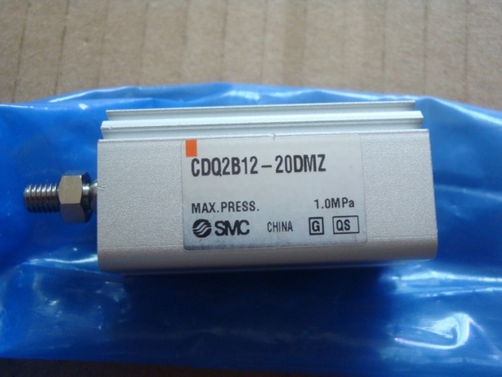 SMC cylinder CDQ2B12-20DMZ NEW *le