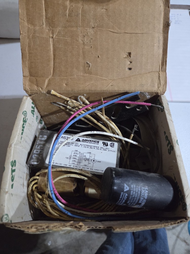 Philips Advance 71A5390-001D Core & Coil Ballast Kit, 100W M90 Metal Halide, 120