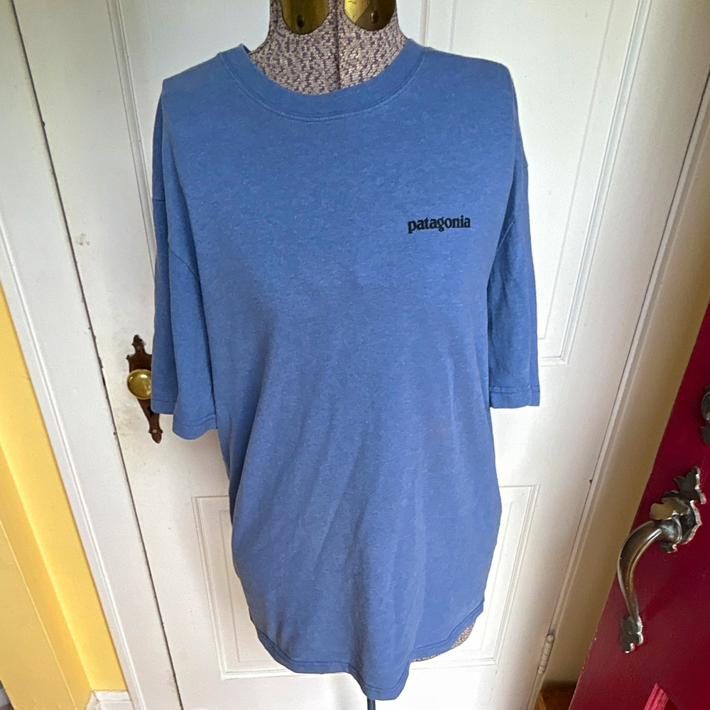 Patagonia Men’s L Blue Short Sleeve Crew Neck Cotton Blend Graphic Logo Tee
