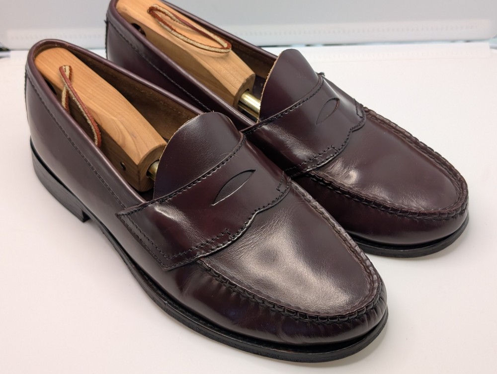Florsheim Penny Loafer Mens 9.5  Moc Toe Burgundy Leather Dress ShoeGood condition, classic dress or casual shoe